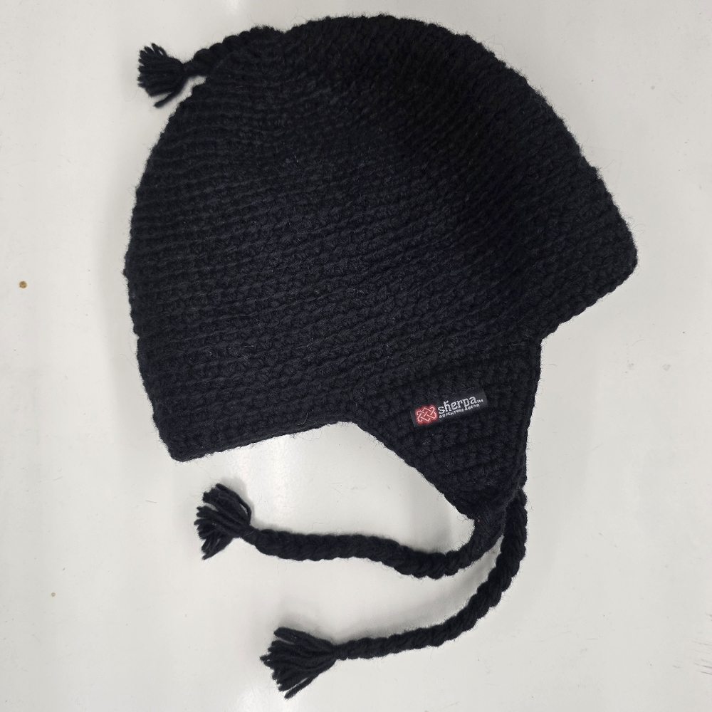SHERPA Adventure Gear Black Wool Hat Ties Ear Flaps Hand Knit In Nepal Beanie